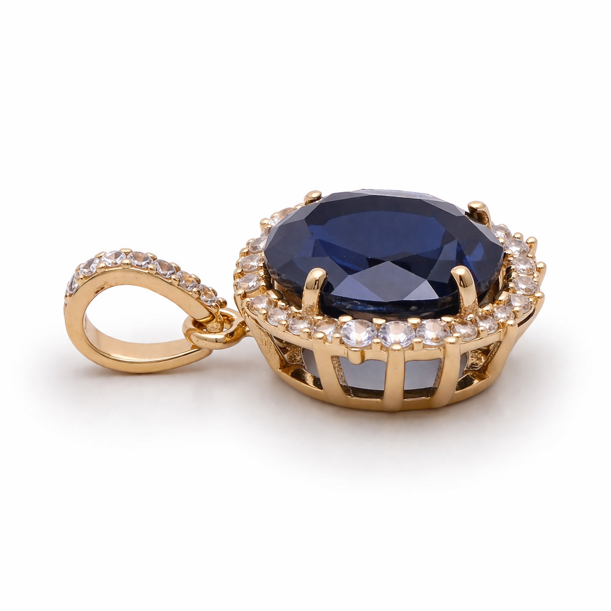 4.31 Ct Oval Sapphire 9K Gold Pendant