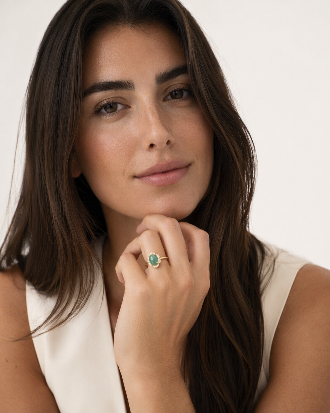 2.39 Ct Oval Emerald 9K Gold Ring