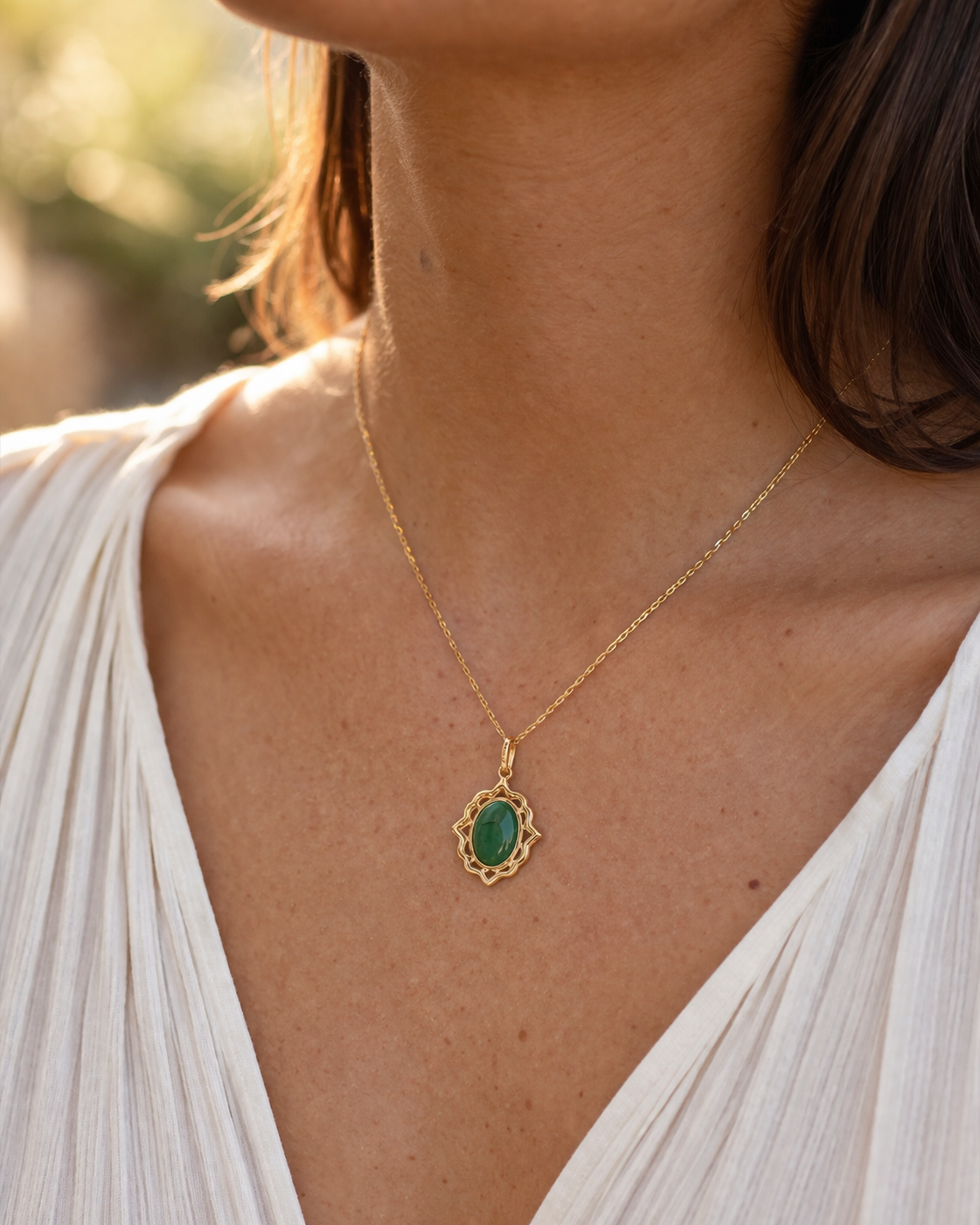 2.76 Ct Oval Emerald 9K Gold Pendant