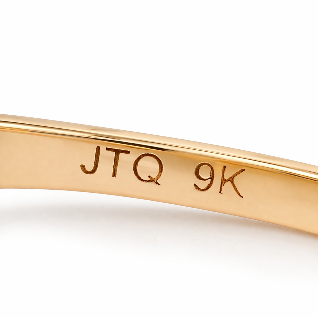 1.44 Ct Oval Emerald 9K Gold Ring