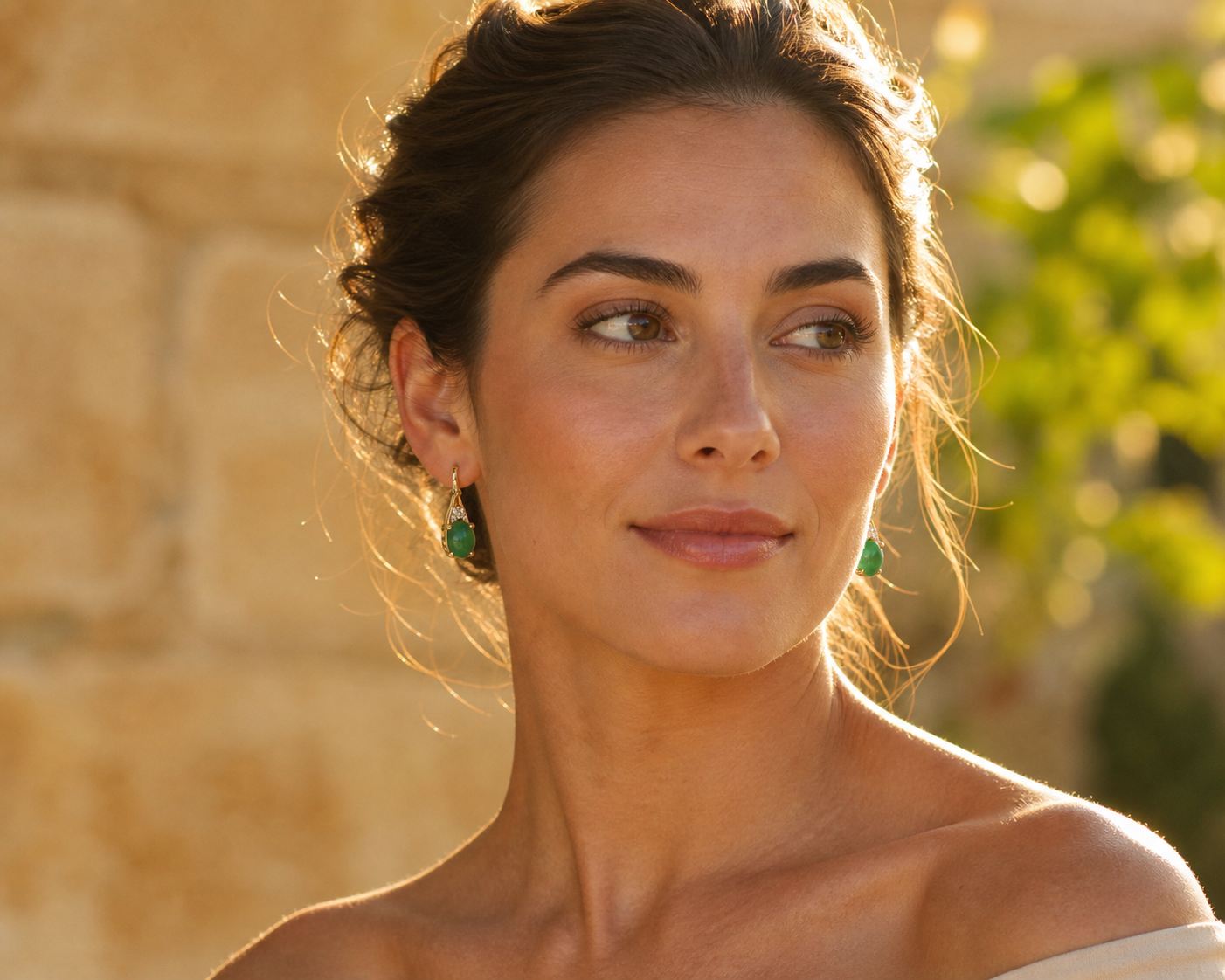 1.45 Ct Round Emerald 9K Gold Earrings