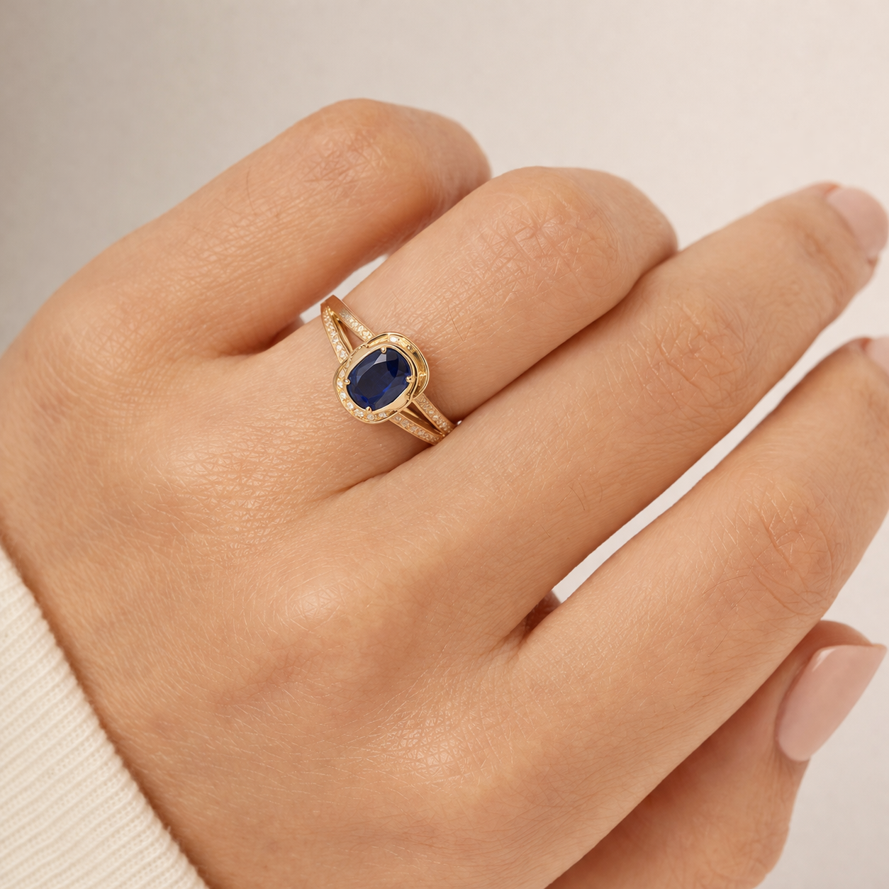 1.27 Ct Cushion Sapphire 9K Gold Ring