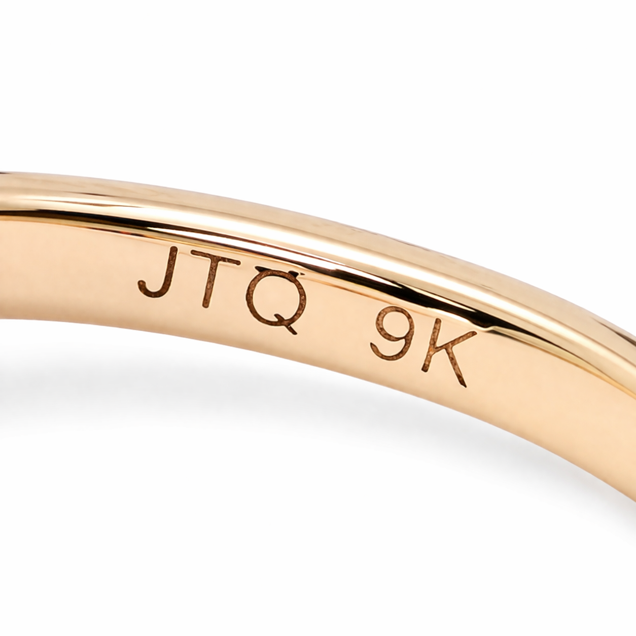 1.52 Ct Oval Sapphire 9K Gold Ring