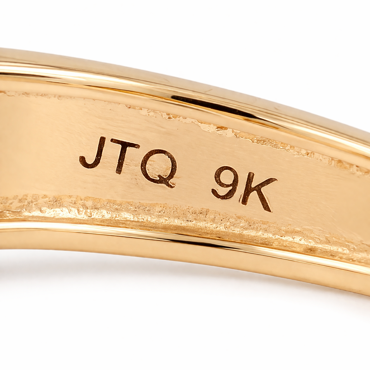 1.23 Ct Pear Sapphire 9K Gold Ring