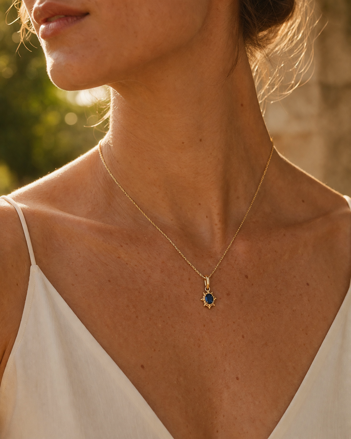2.48 Ct Oval Sapphire 9K Gold Pendant